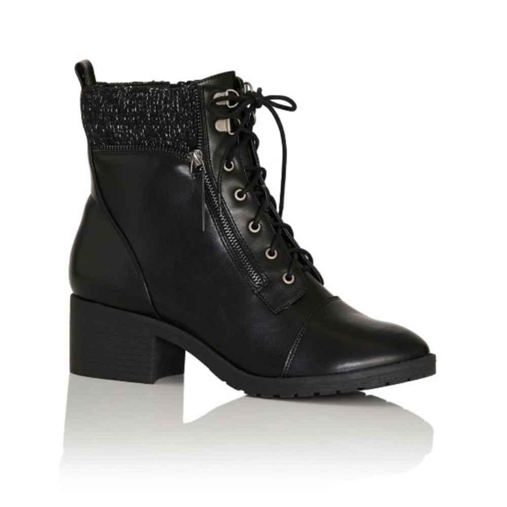 Sweater Trimmed Heeled Boots